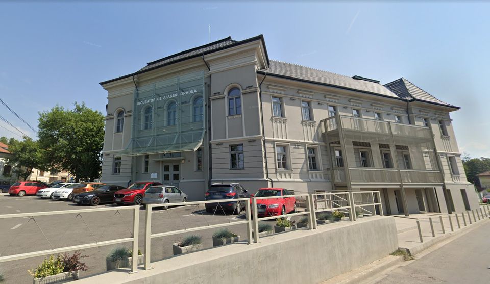 Clădirea Incubatorul de Afaceri – Cresc Oradea Mare, Str. Louis Pasteur 28, Oradea, Bihor